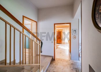 Hall / corridoio - Villa Via Zocche
 
43, Rivarolo del Re ed Uniti - foto 28