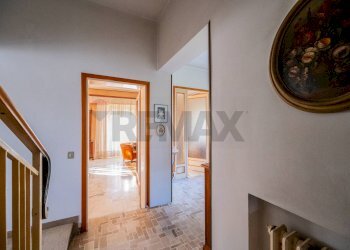 Hall / corridoio - Villa Via Zocche
 
43, Rivarolo del Re ed Uniti - foto 29