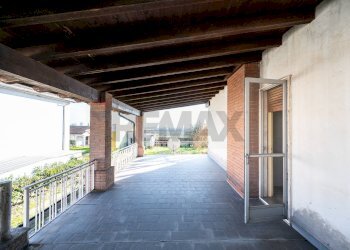 Terrazza - Villa Via Zocche
 
43, Rivarolo del Re ed Uniti - foto 42