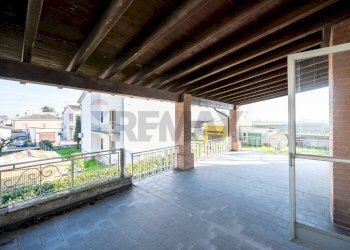 Terrazza - Villa Via Zocche
 
43, Rivarolo del Re ed Uniti - foto 43