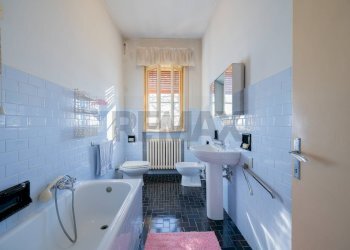 Bagno - Villa Via Zocche
 
43, Rivarolo del Re ed Uniti - foto 55