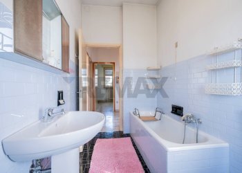 Bagno - Villa Via Zocche
 
43, Rivarolo del Re ed Uniti - foto 57