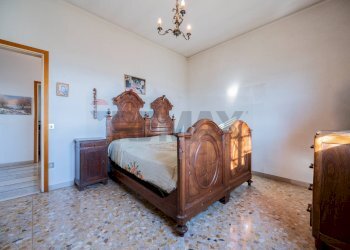 Camera / camera da letto - Villa Via Zocche
 
43, Rivarolo del Re ed Uniti - foto 62