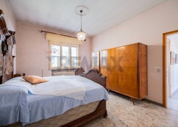 Camera / camera da letto - Villa Via Zocche
 
43, Rivarolo del Re ed Uniti - foto 71