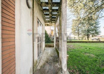 Giardino - Villa Via Zocche
 
43, Rivarolo del Re ed Uniti - foto 81