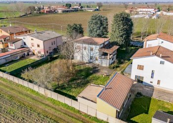 Casa all\'aperto - Villa Via Zocche
 
43, Rivarolo del Re ed Uniti - foto 91