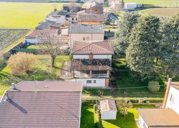 Edificio all\'aperto - Villa Via Zocche
 
43, Rivarolo del Re ed Uniti - foto 94