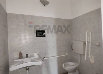 Bagno - Shop Via Trieste
 
16, Siracusa - photo 12