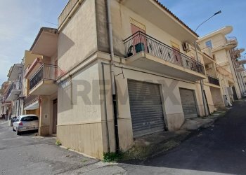 Edificio all\'aperto - Casa indipendente Via Venezia
 
4, Noto - foto 1