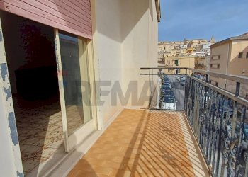 Balcone - Casa indipendente Via Venezia
 
4, Noto - foto 16