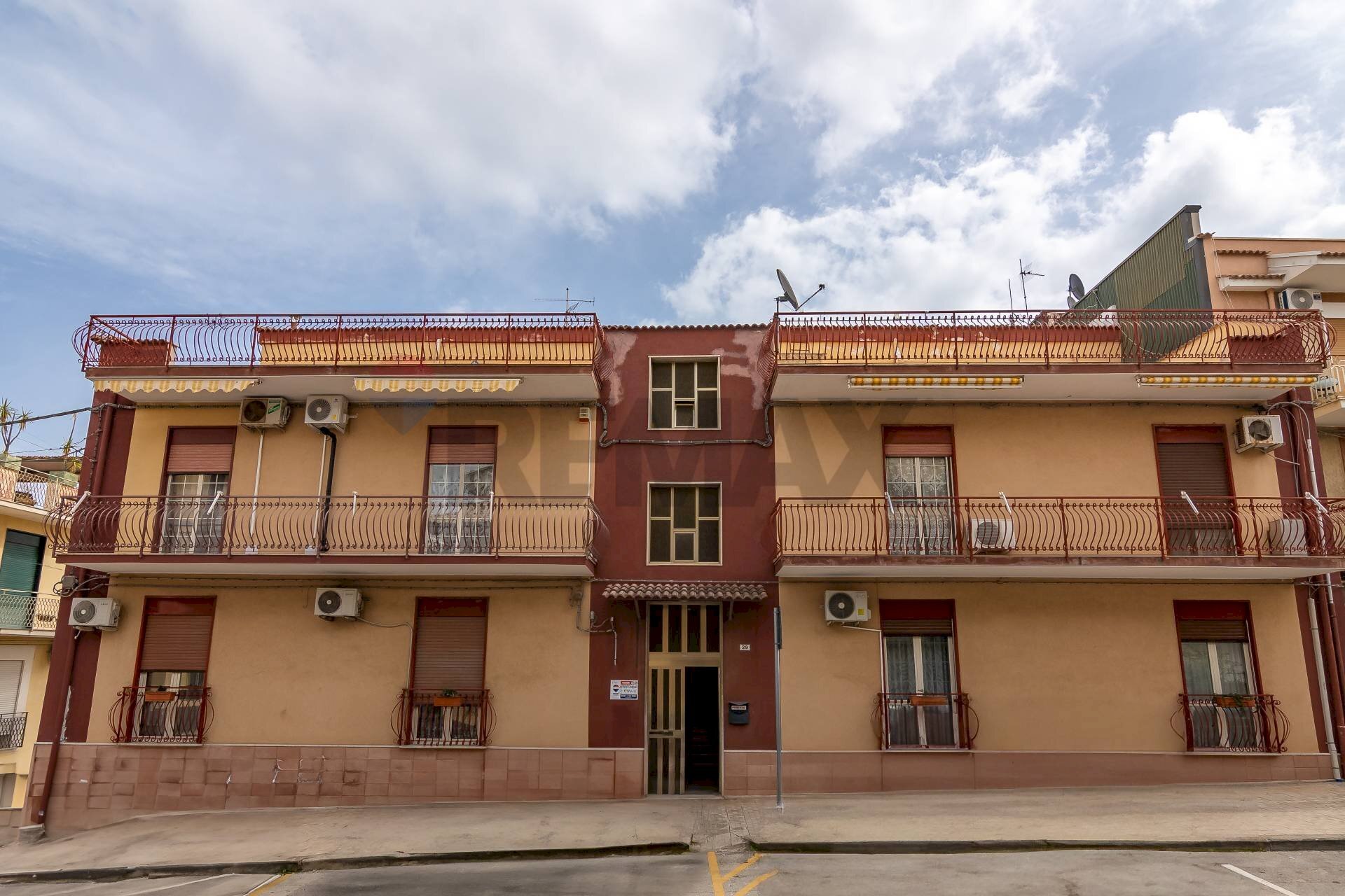 Edificio all\'aperto - Appartamento Priolo Gargallo - foto 1