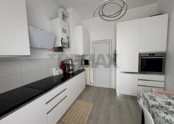 Cucina - Appartamento via Chiabrera
 
25A, Savona - foto 7