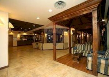 Ricezione / Lobby - Bilocale Largo delle Poste
 
39, Cortina d'Ampezzo - foto 53