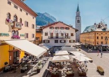 Edificio all\'aperto - Bilocale Largo delle Poste
 
39, Cortina d'Ampezzo - foto 71