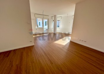 Stanza vuota - Three-room apartment Lovere - photo 1