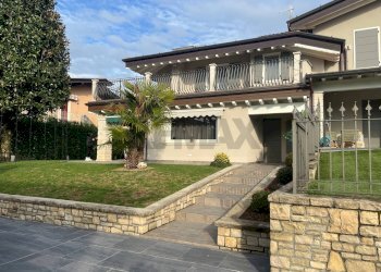 Casa all\'aperto - Casa semi indipendente VIA GERVASINI
 
10/A, Capriolo - foto 1