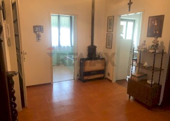 Hall / corridoio - Trilocale Via Mazzini
 
7A, Dalmine - foto 12