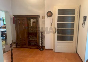 Hall / corridoio - Trilocale Via Mazzini
 
7A, Dalmine - foto 26