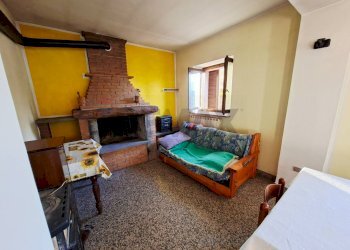 Soggiorno - Casa indipendente Endine Gaiano - foto 10