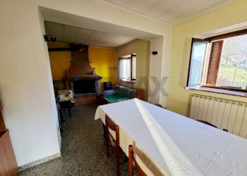 Camera / camera da letto - Casa indipendente Endine Gaiano - foto 14