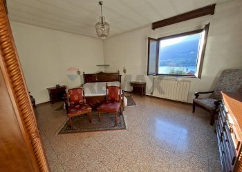 Camera / camera da letto - Casa indipendente Endine Gaiano - foto 22