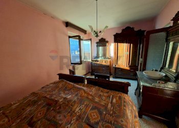 Camera / camera da letto - Casa indipendente Endine Gaiano - foto 30