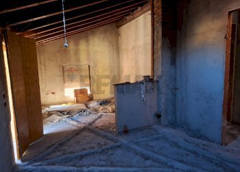 Stanza vuota - Casa indipendente Endine Gaiano - foto 43