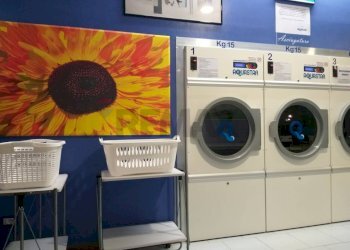 Lavanderia - Attività Commerciale via falcone
74, Ferrara - foto 1