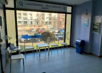 Stanza vuota - Attività Commerciale via falcone
74, Ferrara - foto 5