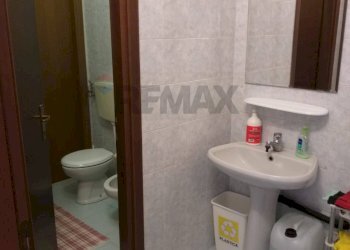 Bagno - Attività Commerciale via falcone
74, Ferrara - foto 17