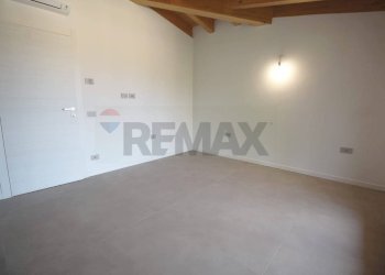 Stanza vuota - Attico Scanzorosciate - foto 15