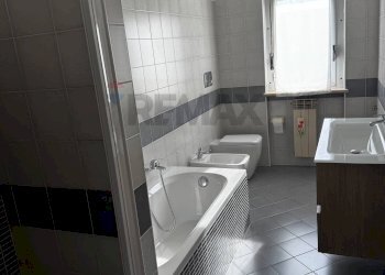 Bagno - Appartamento via circonvallazione
 
24, Momo - foto 6