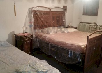 Camera / camera da letto - Casa semi indipendente piazza matteotti
 
4, San Zenone al Po - foto 4