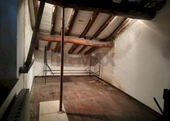 Stanza vuota - Casa semi indipendente piazza matteotti
 
4, San Zenone al Po - foto 8