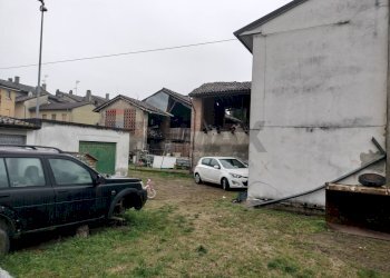 Edificio all\'aperto - Casa semi indipendente piazza matteotti
 
4, San Zenone al Po - foto 17