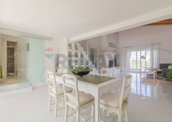 Sala da pranzo - Villa strada provinciale 4
 
sn, Montalto di Castro - foto 24