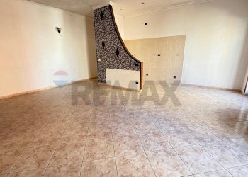 Stanza vuota - Quadrilocale Via Gorizia
 
4, Vieste - foto 2