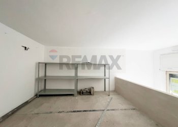 Terrazza - Commercial Premises Via Taranto
140, Roma - photo 21