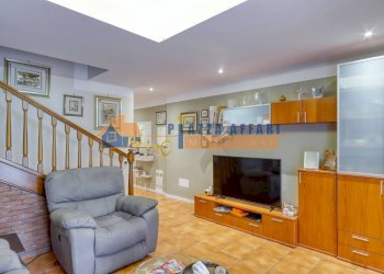 Foto 7 - Villa a Schiera via Caronno Varesino
82, Solbiate Arno - foto 7