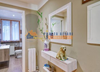 Foto 10 - Villa a Schiera via Caronno Varesino
82, Solbiate Arno - foto 10