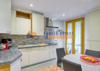 Foto 16 - Villa a Schiera via Caronno Varesino
82, Solbiate Arno - foto 16