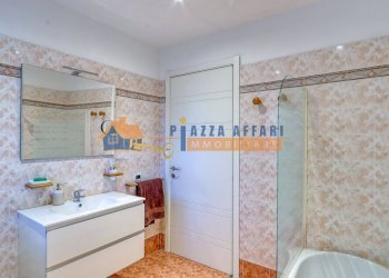 Foto 27 - Villa a Schiera via Caronno Varesino
82, Solbiate Arno - foto 27