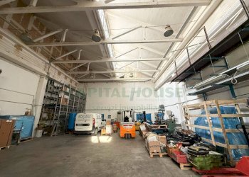 Foto 2 - Capannone Via Bovio, Pomigliano d'Arco - foto 2