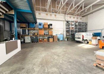 Foto 3 - Capannone Via Bovio, Pomigliano d'Arco - foto 3