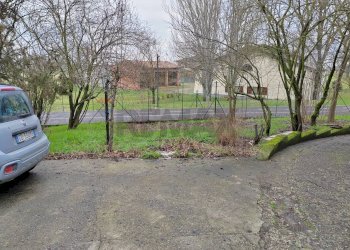 Giardino - Casa semi indipendente strada provinciale per busseto
 
98, Fontevivo - foto 2