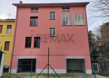 Edificio all\'aperto - Casa semi indipendente strada provinciale per busseto
 
98, Fontevivo - foto 9