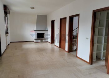 Soggiorno - Casa semi indipendente strada provinciale per busseto
 
98, Fontevivo - foto 10