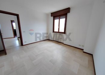 camera - Casa semi indipendente strada provinciale per busseto
 
98, Fontevivo - foto 20