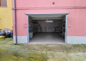 garage - Casa semi indipendente strada provinciale per busseto
 
98, Fontevivo - foto 40