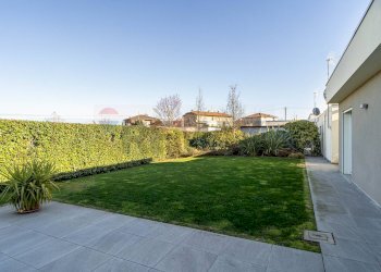 Giardino - Villa Strada Milane
 
2/D, Medesano - foto 22